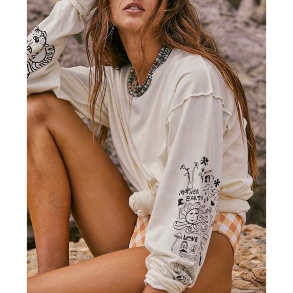Free People Tops - Free People Care FP Up to Us Doodle Tee Size XS Long Sleeve Relaxed Slouchy